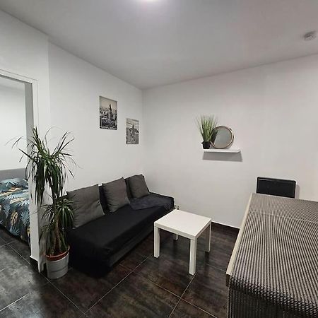 Appartement Proche Metro Paris Pantin Exterior photo