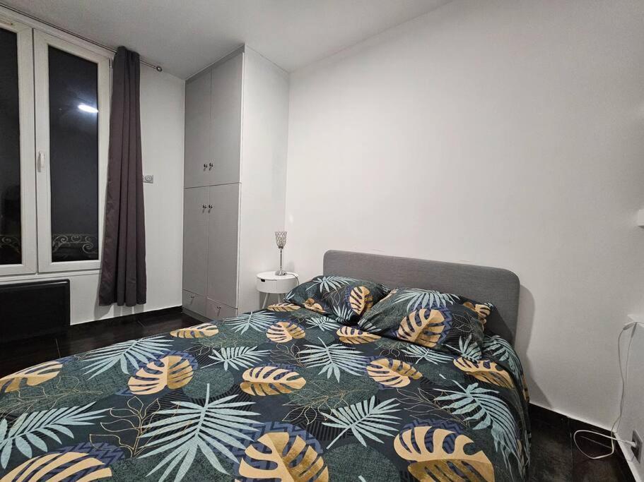 Appartement Proche Metro Paris Pantin Exterior photo
